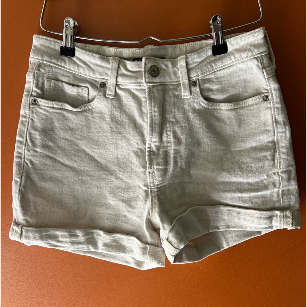 Old Navy OG High Rise Shorts - Picture 3 of 3